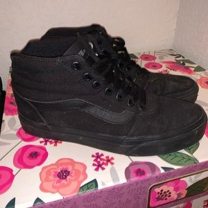 High top vans size 7
